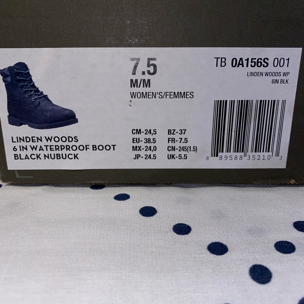 NWT Black Timberland Ladies Boot. Brand new in original box.